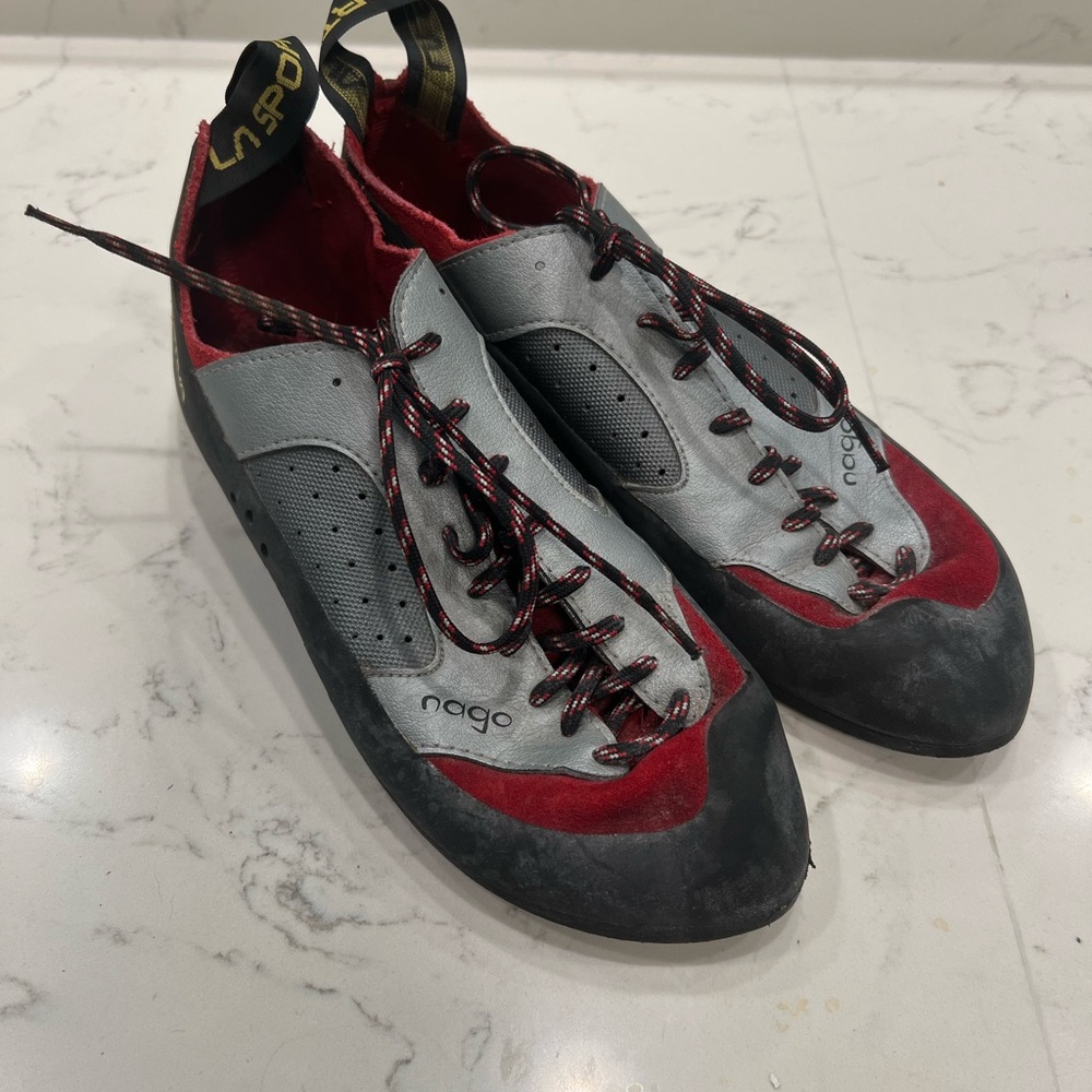 Size 10/43 Men La Sportiva Nago Men's Climbing Shoes - Red - Rock Gym - Preowned